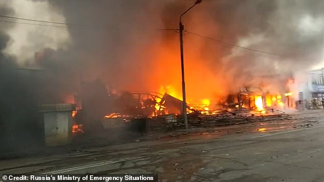 Moscú: se incendió una fábrica de fuegos artificiales 