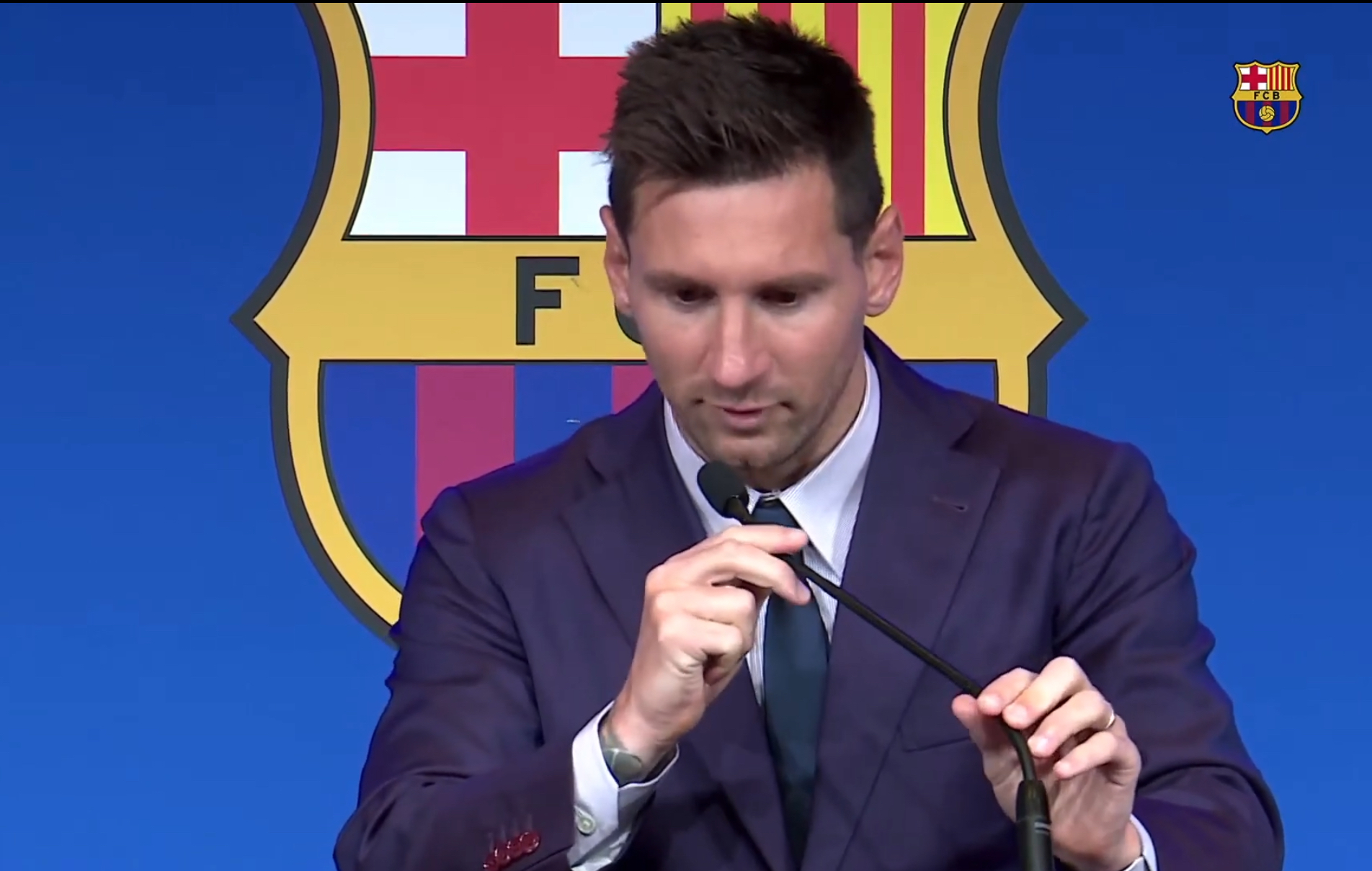 Messi se despidió del Barcelona en una emocionante conferencia de prensa