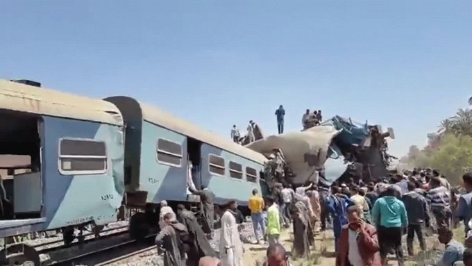 Choque de trenes en Egipto provoca la muerte de 32 personas y centenares de heridos